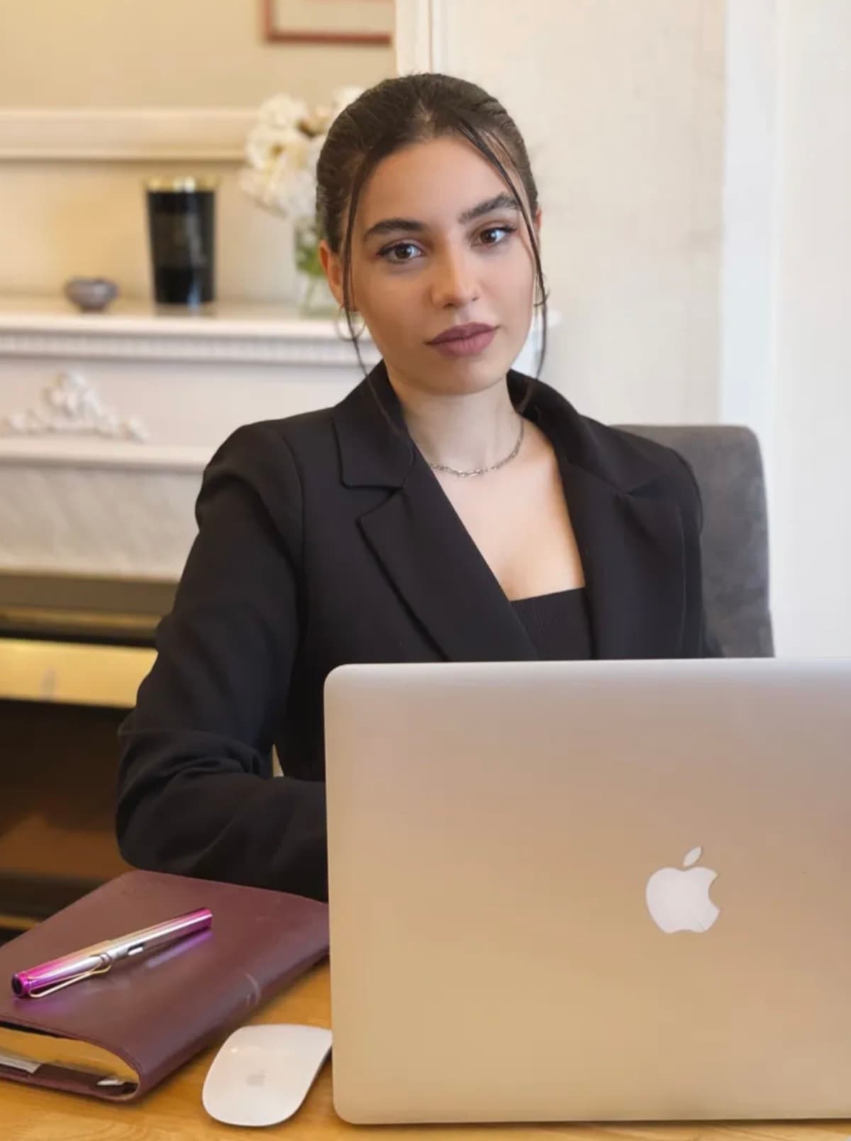 Esra Üzmez, founder and director of Linguesa